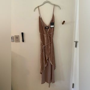 NWT | Size M Reformation Anoush Dreas | Blush